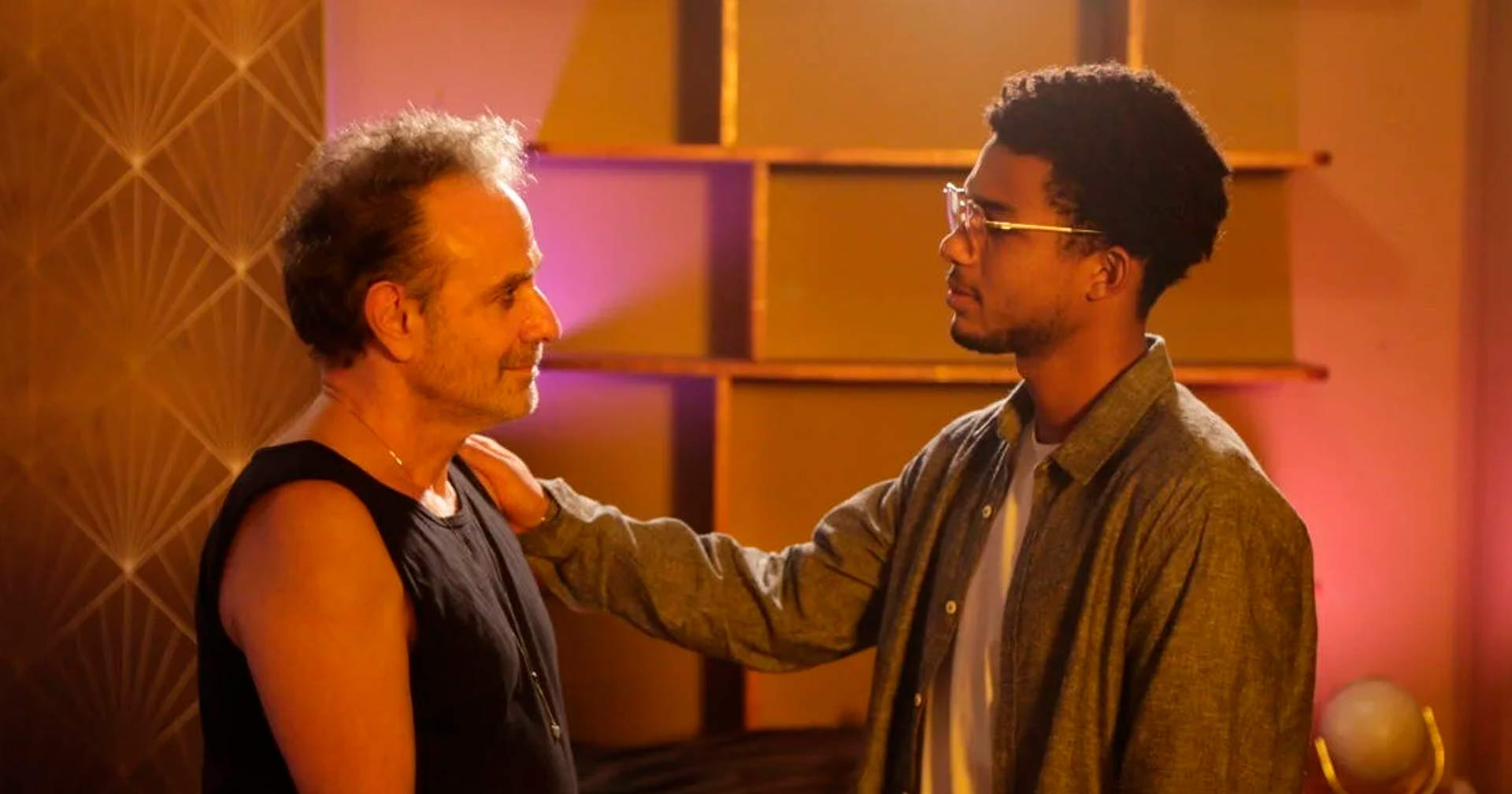 Juan Paiva e Marco Ricca estrelam o emocionante 'De Pai Para Filho', em cartaz nos cinemas