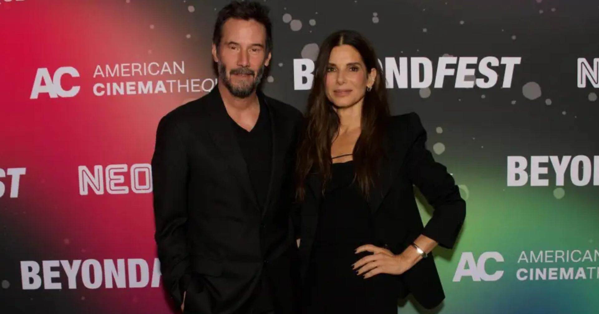 Keanu Reeves e Sandra Bullock vão atuar juntos em novo filme; saiba mais