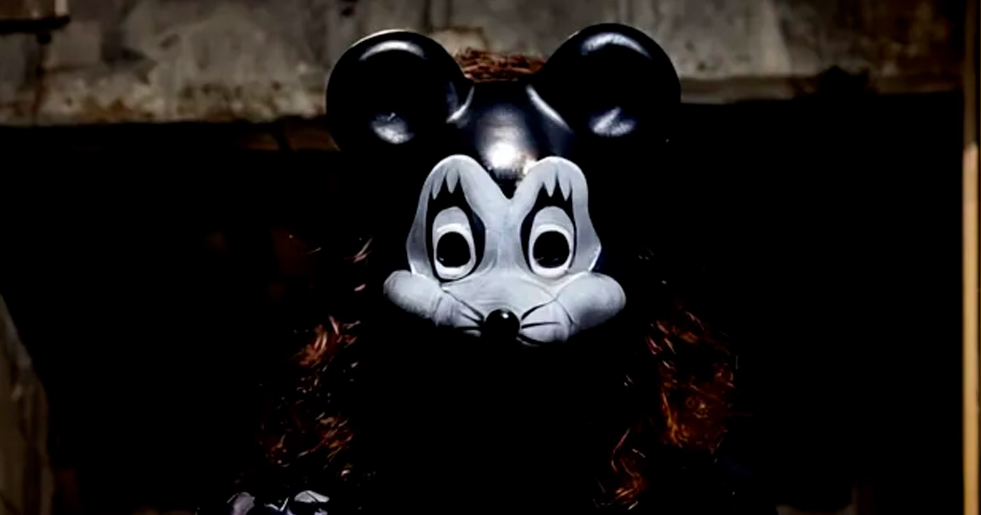 Após Mickey, Minnie vai ganhar seu próprio filme de terror e primeira imagem é revelada; veja