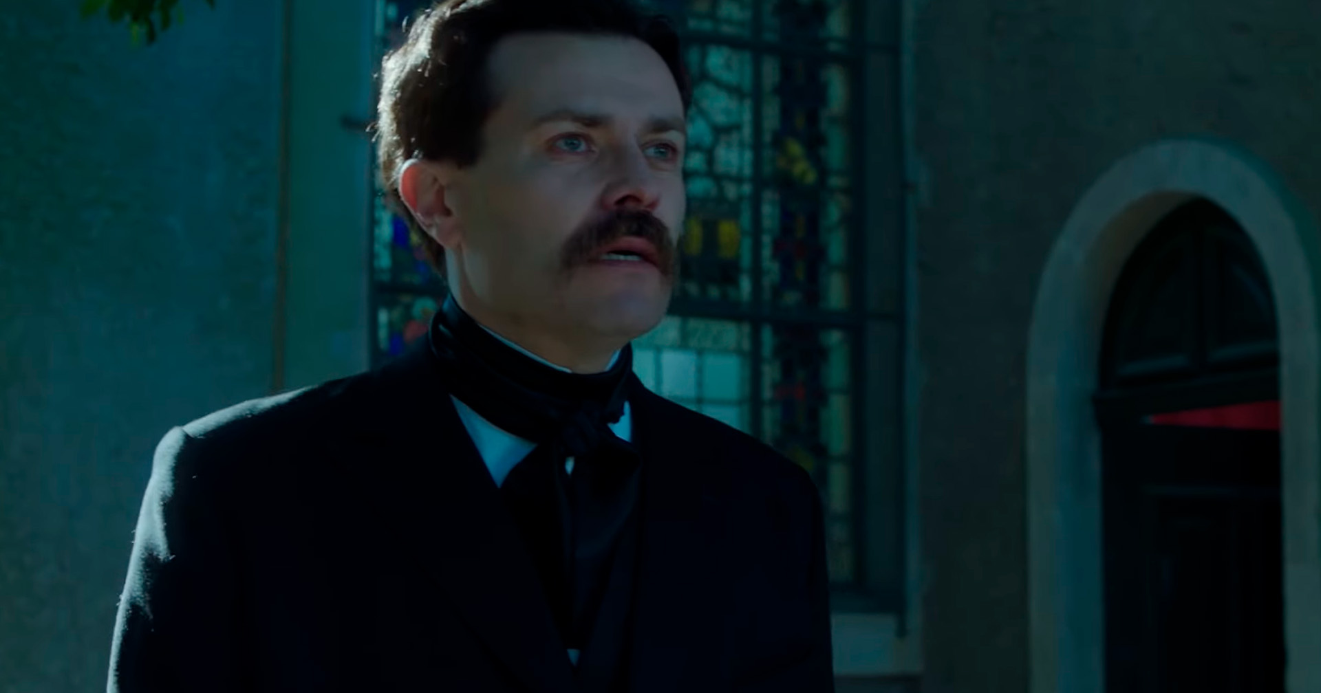 Conheça o homem que inspirou Sherlock Holmes no trailer de ‘O Pior Homem de Londres’; assista