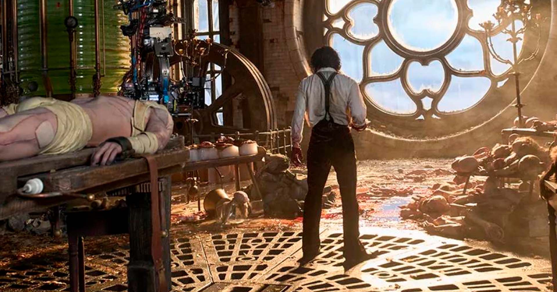 Jacob Elordi aparece irreconhecível em imagens de ‘Frankenstein’, novo filme de Guillermo Del Toro