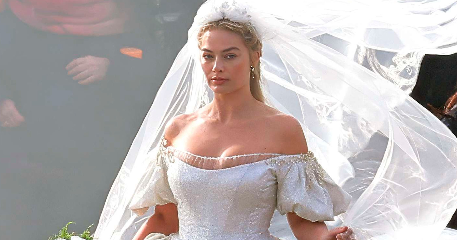 ‘O Morro dos Ventos Uivantes’ ganha trailer, pôster oficial e data de estreia no Brasil; confira