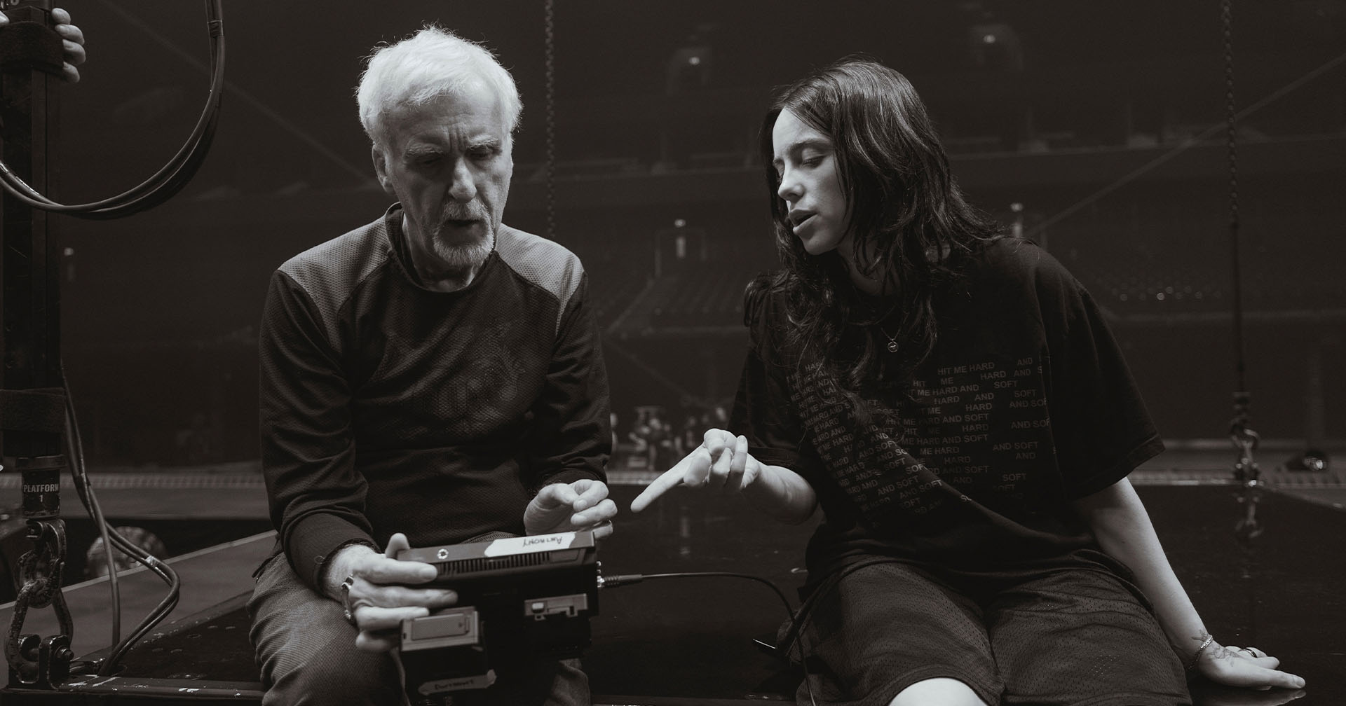 Filme em 3D de Billie Eilish, dirigido por James Cameron, ganha data de estreia no Brasil