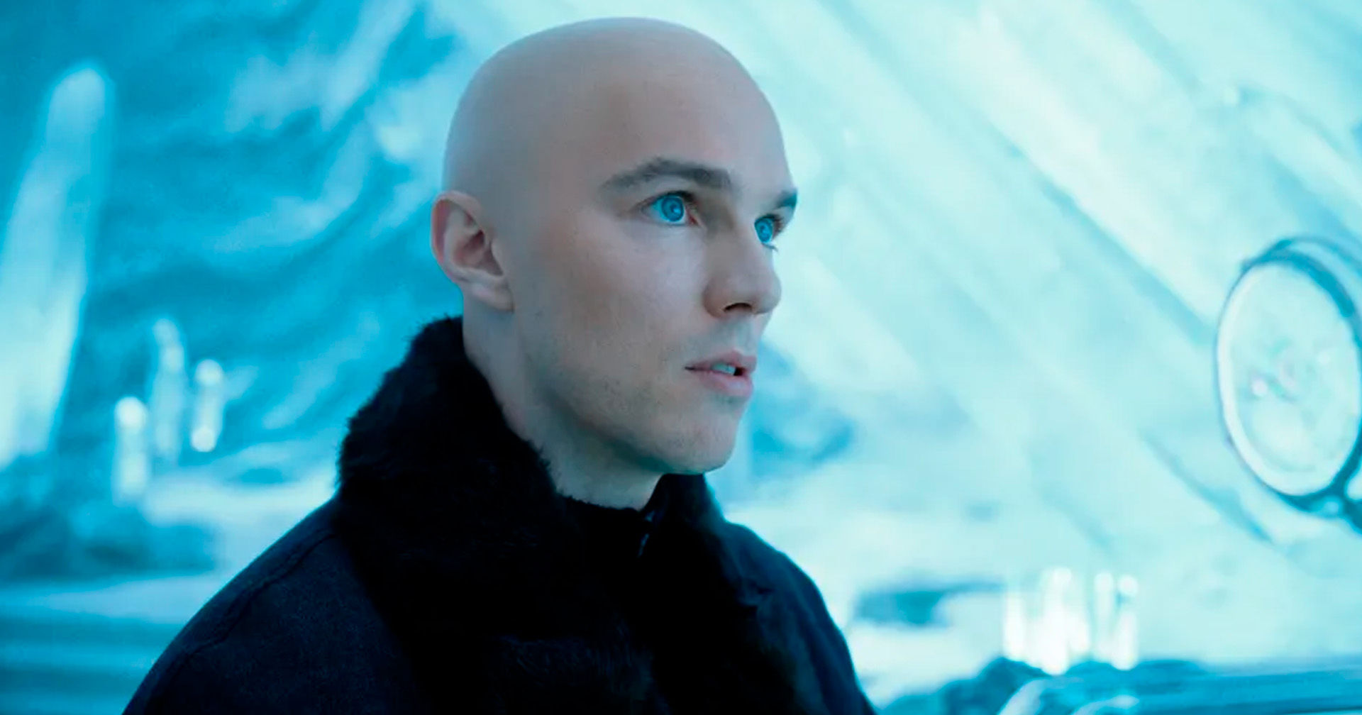 Nicholas Hoult revela que já leu roteiro de ‘Superman 2’ e adianta: ‘tem muita coisa divertida’