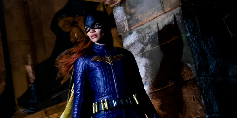 Mudança de planos: Warner planeja lançar Batgirl e outros filmes da DC nos cinemas; entenda