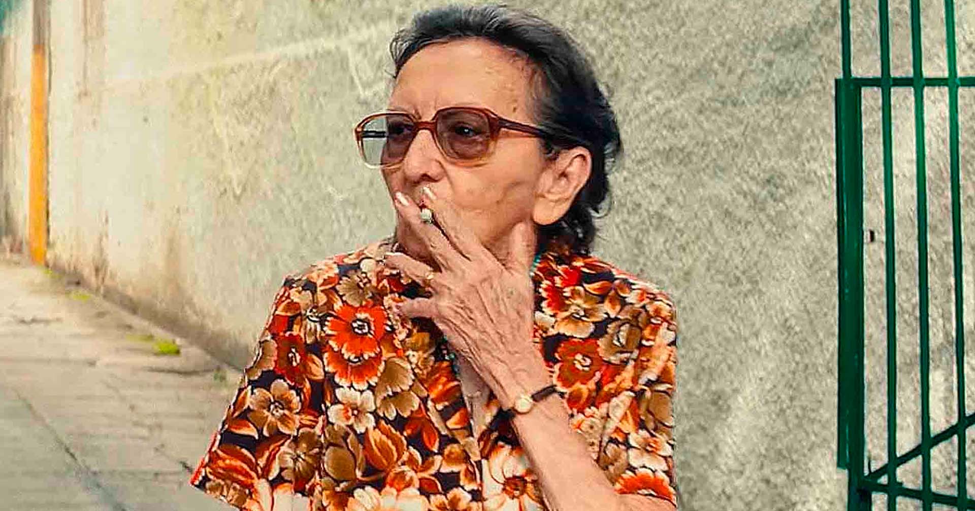 Tânia Maria, destaque de ‘O Agente Secreto’, ganha ‘estrela’ na Calçada da Fama