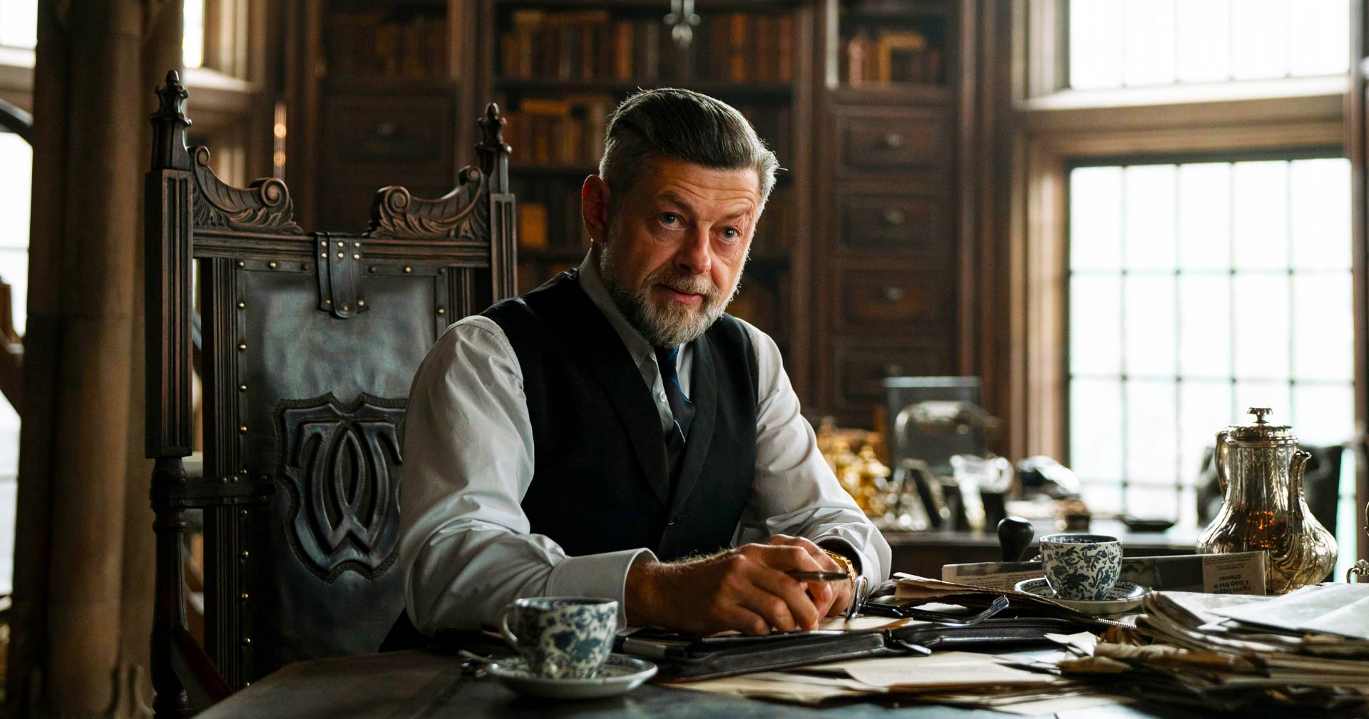 ‘Batman 2’: filmagens têm nova previsão de início e retorno de Andy Serkis como Alfred é confirmado