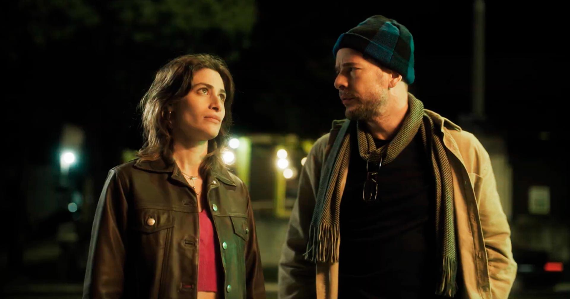 Luisa Arraes e Daniel de Oliveira reativam motel abandonado no primeiro trailer de ‘Muito Prazer’