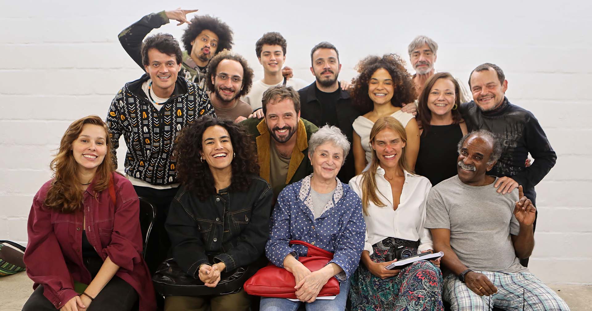 'O Zelador', filme inspirado em série argentina de sucesso, revela elenco completo