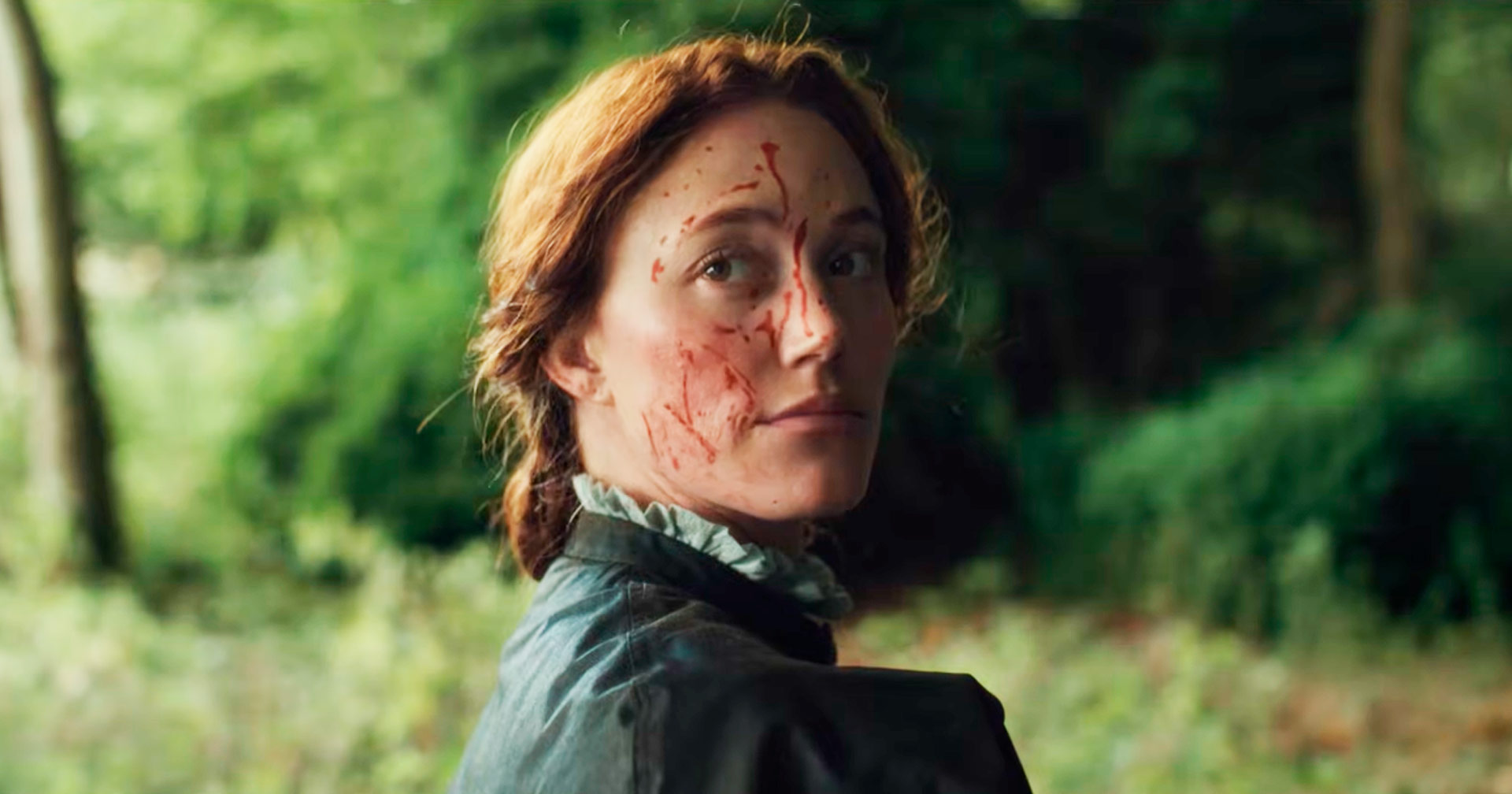 Maika Monroe promove onda de assassinatos brutais no trailer de ‘Psicopata Vitoriana’; assista
