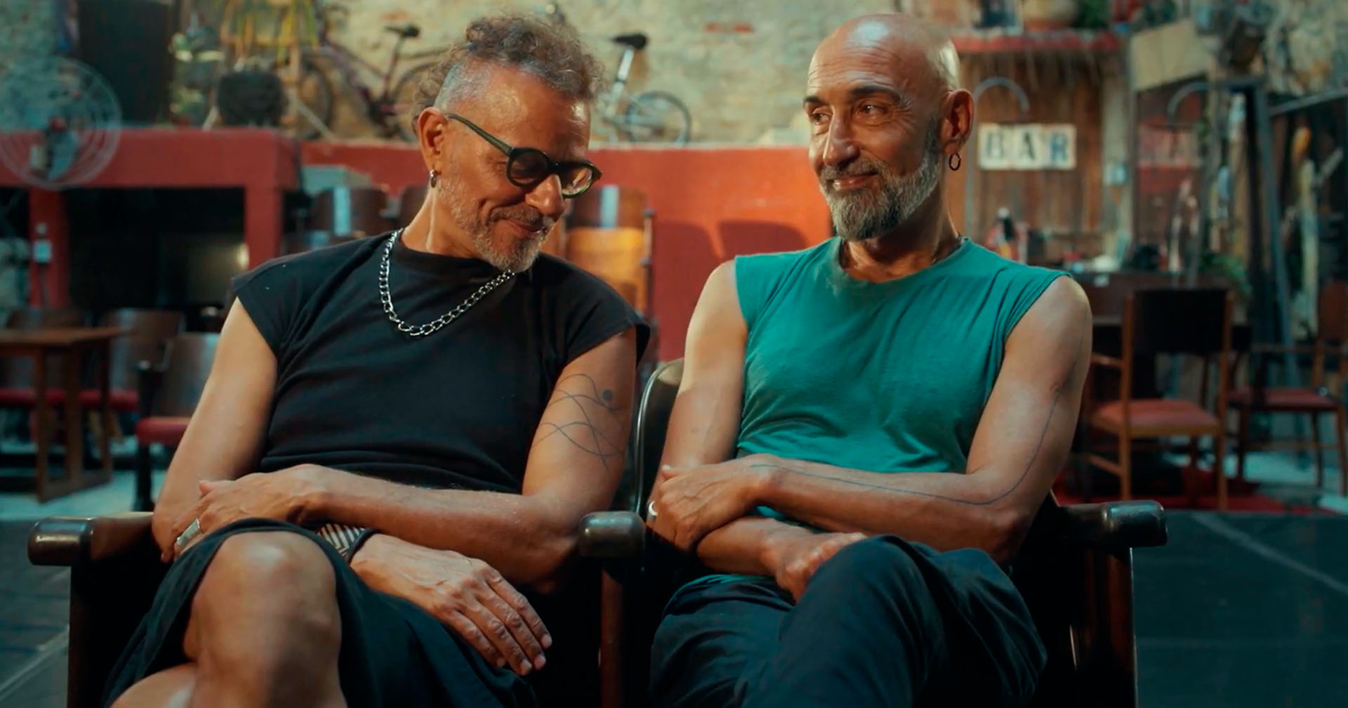 ‘O Gesto Entre Nós’ ganha teaser exclusivo sobre a história da companhia Dos à Deux; assista