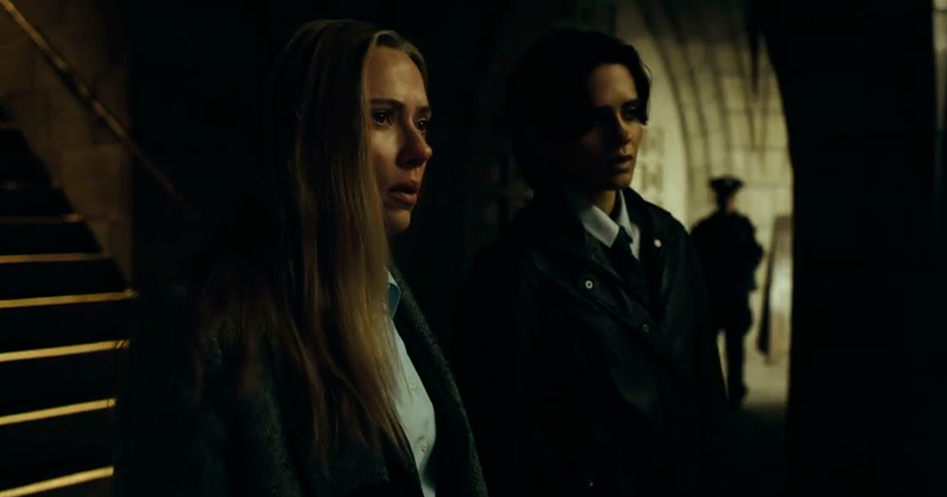 Scarlett Johansson investiga assassino satânico no trailer de ‘O Exorcista: Mártires’; assista