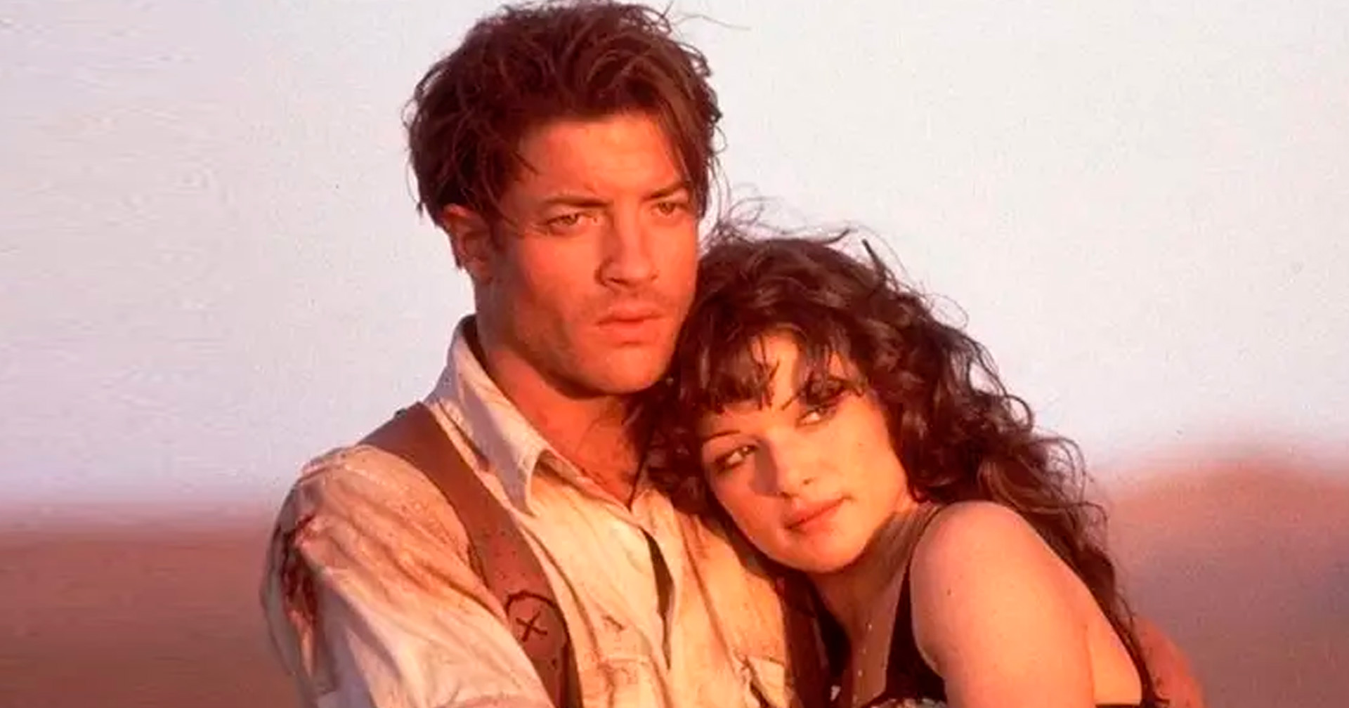 Brendan Fraser e Rachel Weisz surgem como Rick e Evelyn em imagens dos bastidores de 'A Múmia 4'
