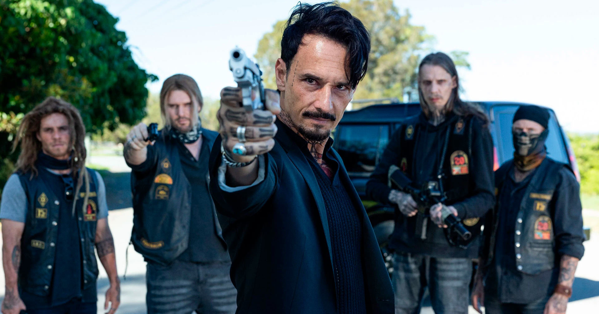 Acidente no set induziu personagem de Rodrigo Santoro a falar português em 'Três Horas Para Viver'