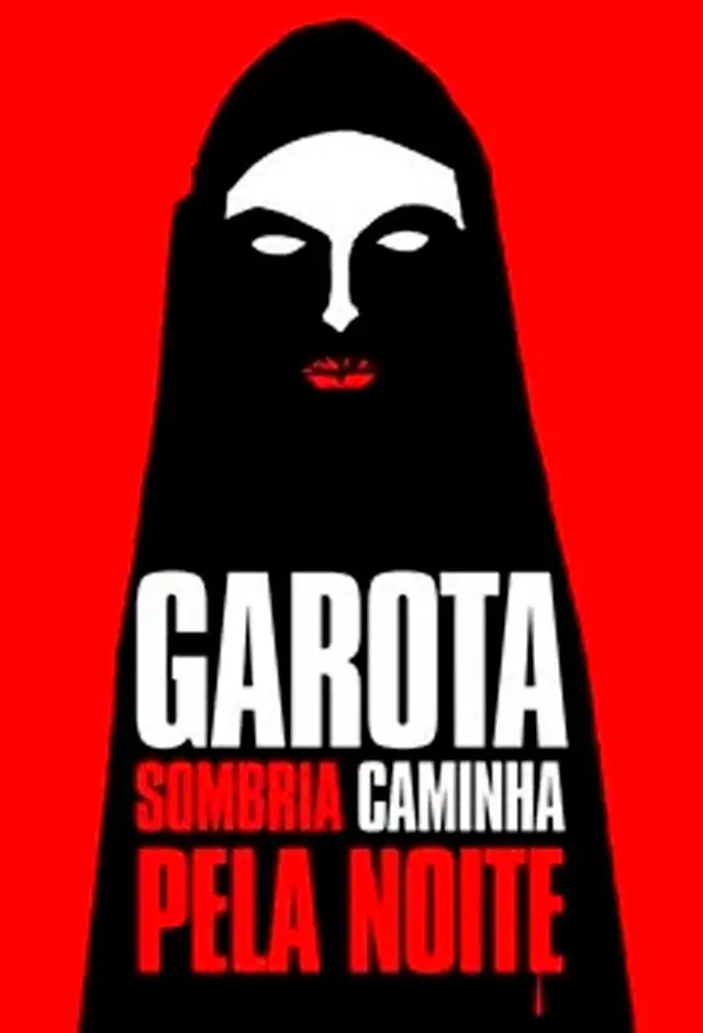 Garota Sombria Caminha Pela Noite