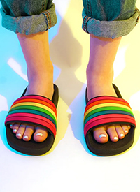 Imagem Chinelo Slide DC Comics Mulher Maravilha 1984 Rainbow